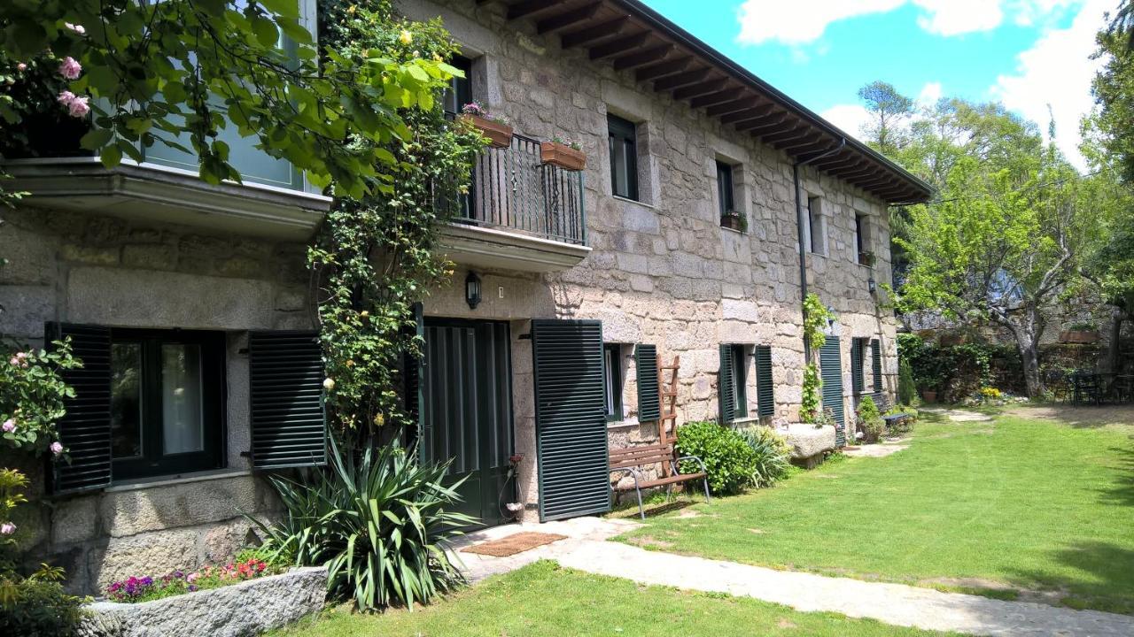 Penzion Conjunto Entre Acebos Sotillo de Sanabria Exteriér fotografie